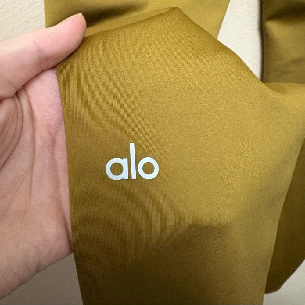 Alo Airlift High-Waist Suit Up Legging Golden Olive Branch Size Small
